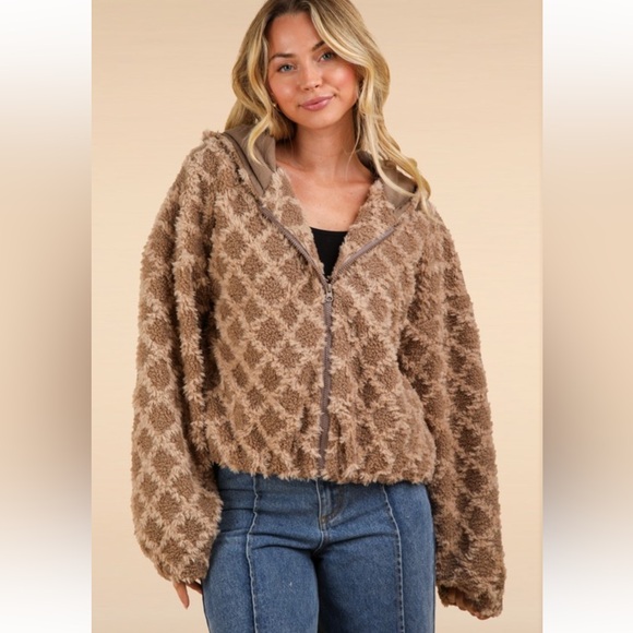 #316 oversized fuzzy hoodie jacket Mocha - Picture 3 of 3